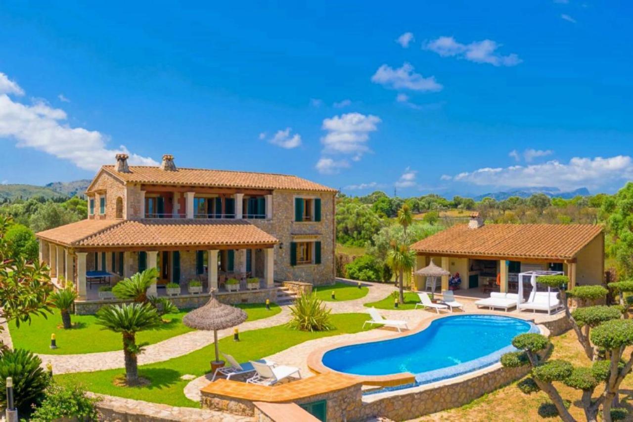Villa Padilla By Sealand Villas อัลกูเดีย ภายนอก รูปภาพ